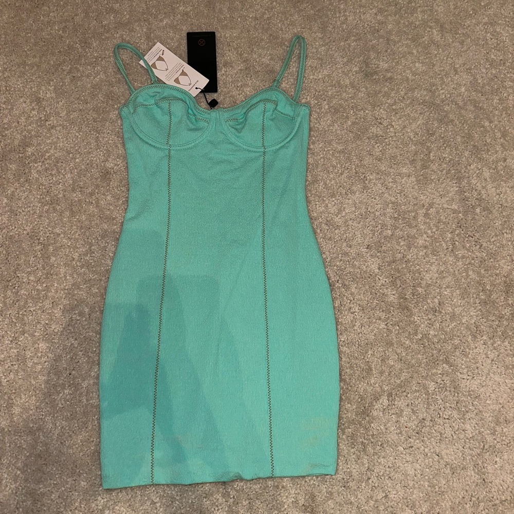 Vix Paulaheanny dress/coverup